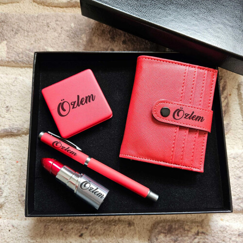 Kadınlara Özel Kırmızı Hediye Seti