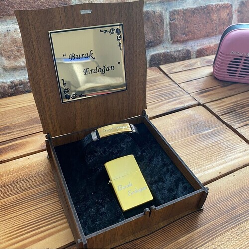 Kişiye Özel Gold Çakmak ve Bileklik Seti