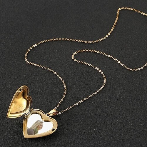 Kişiye Özel Kalp Kapaklı Fotoğraflı Kolye