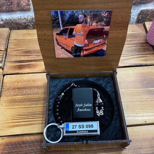 Kişiye Özel Tespih Çakmak ve Plaka Anahtarlık Seti