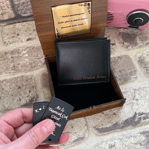 Sevgiliye Hediye Cüzdan ve Gizli Bölmeli Çakmak Seti