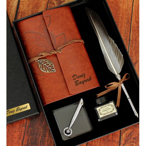 Tüylü Kaligrafi Kalem ve Kişiye Özel Defter Seti