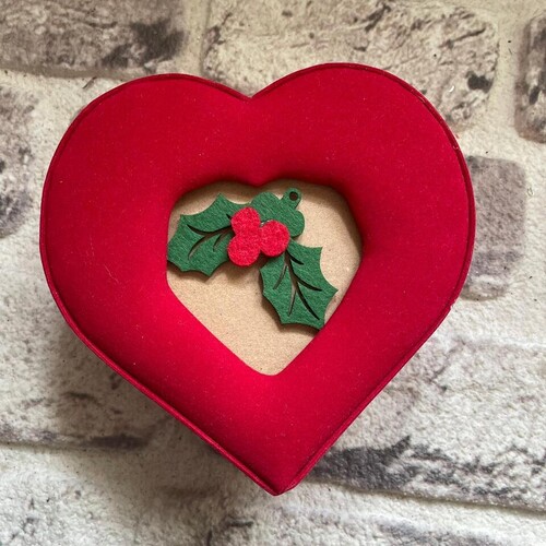 Yılbaşı Hediyesi Sevimli Kalp Kutu