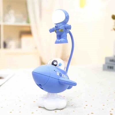 Çocuğa Hediye Astronot Gece Lambası