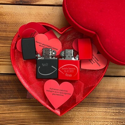 Sevgililere Özel Kalp Kutuda 2li Çakmak Seti