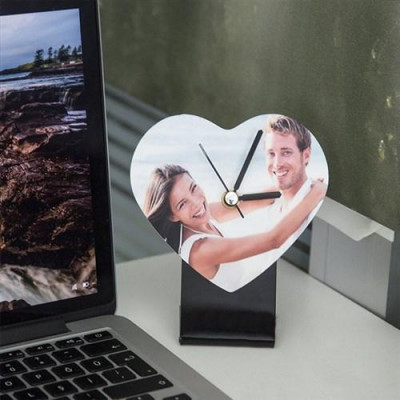 Sevgiliye Özel Fotoğraflı Kalp Masa Saati